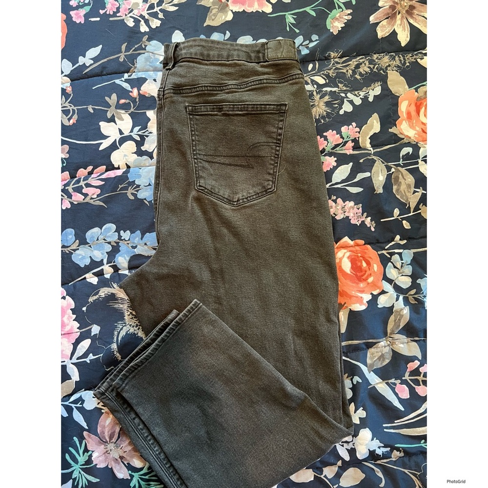 American Eagle curvy mom jeans
